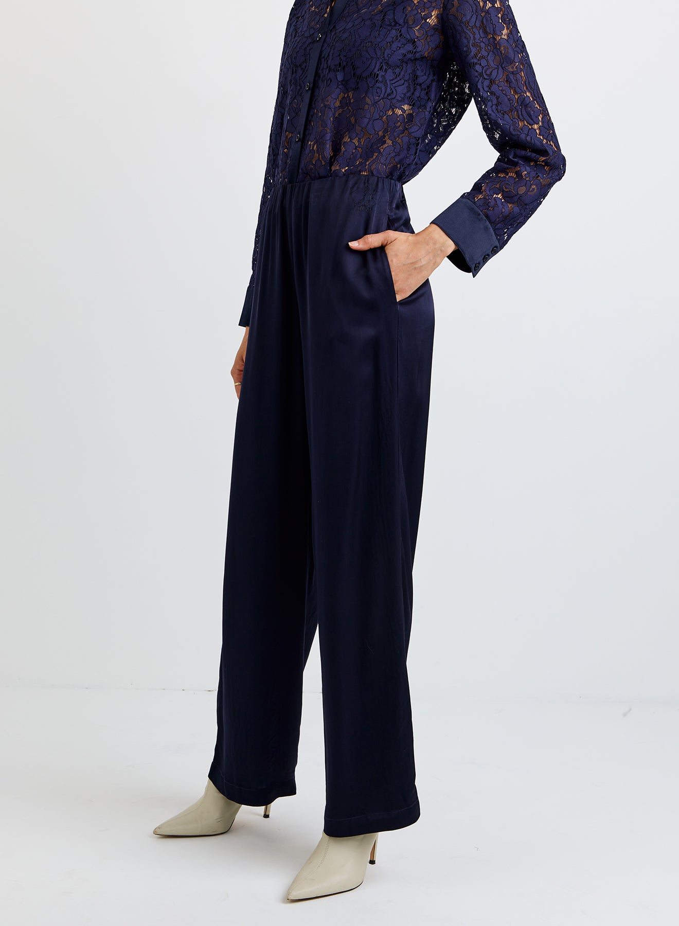 Sleek Clean Wide Leg Pant