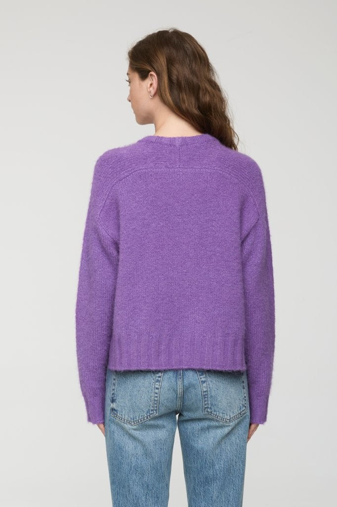 ADINA LONG SLEEVE CREW NECK SWEATER