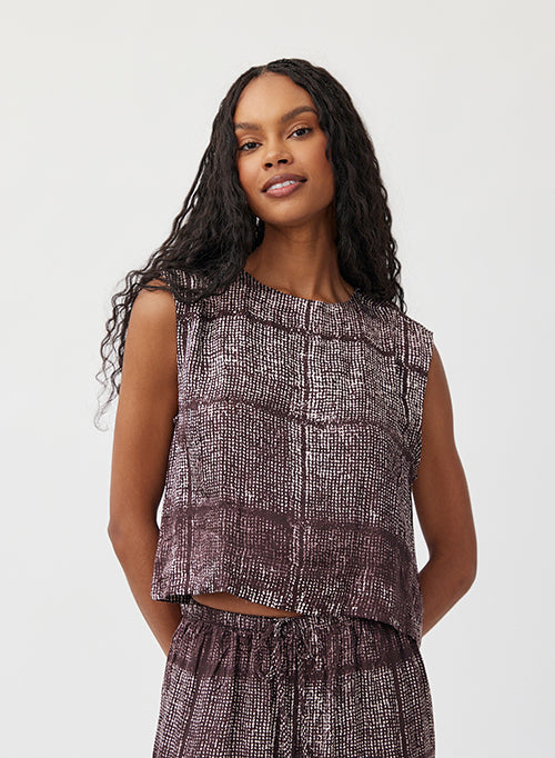 Boxy Button Back Top