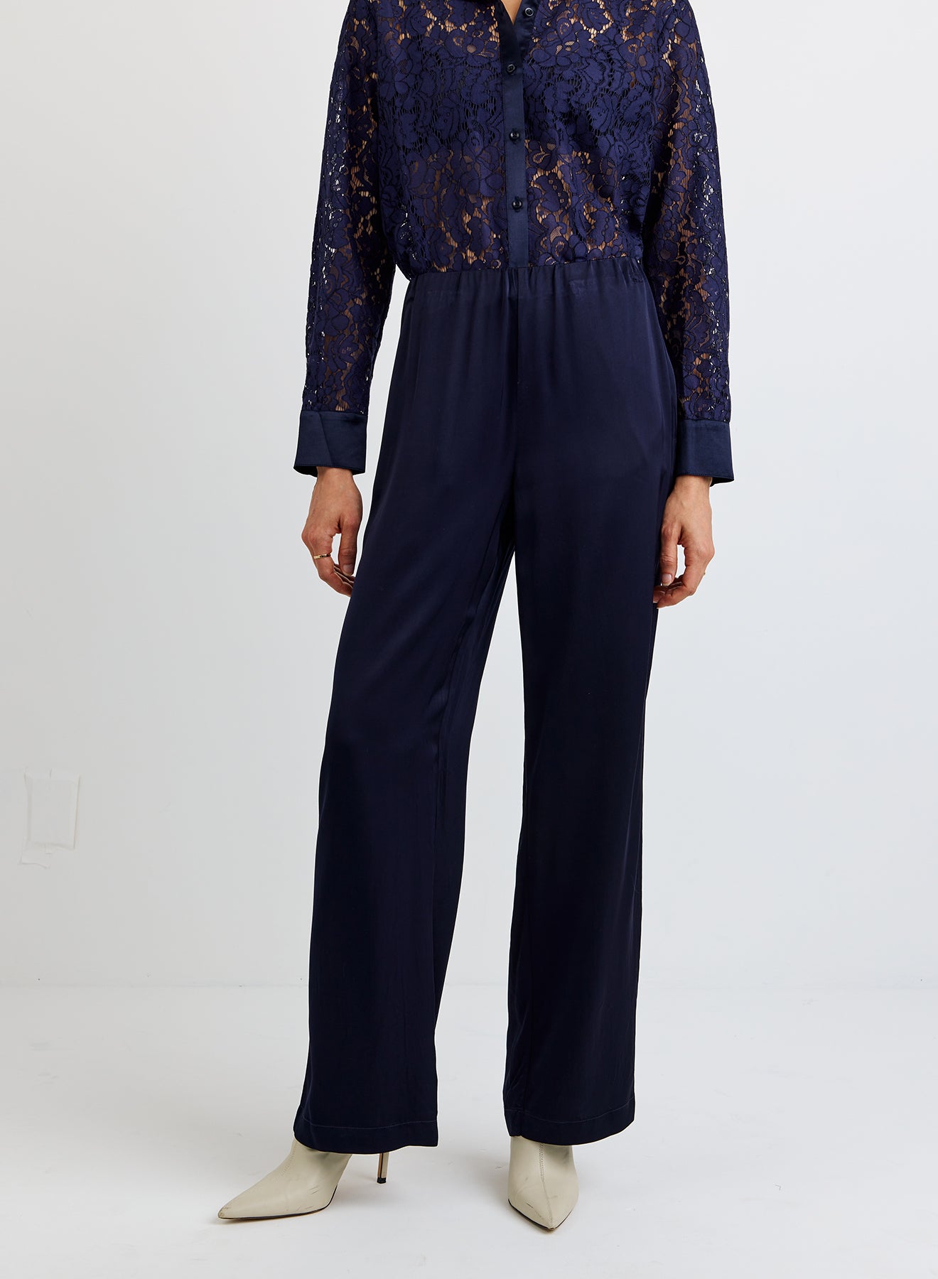 Sleek Clean Wide Leg Pant
