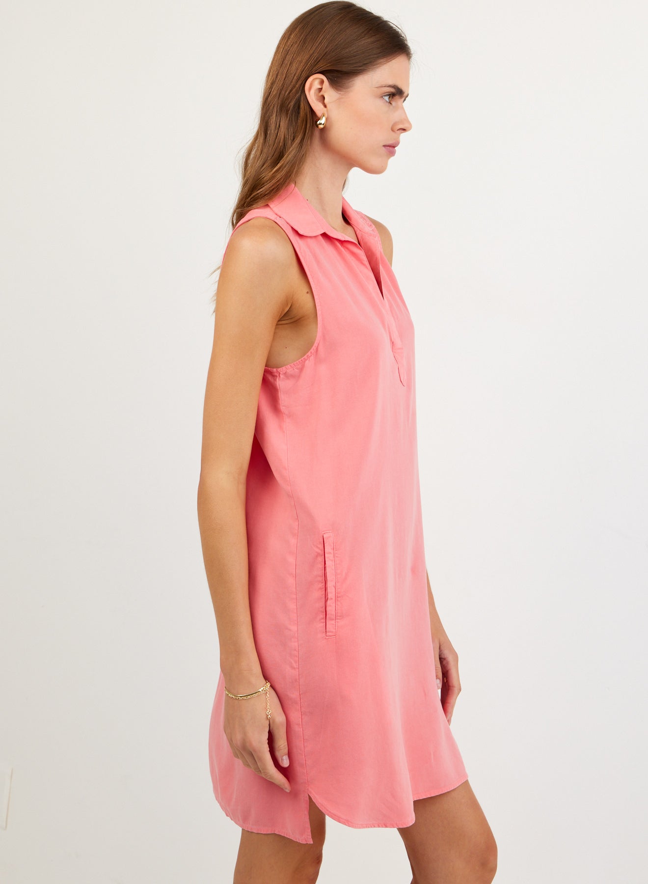 B6691-654-303 - SLEEVELESS A-LINE DRESS