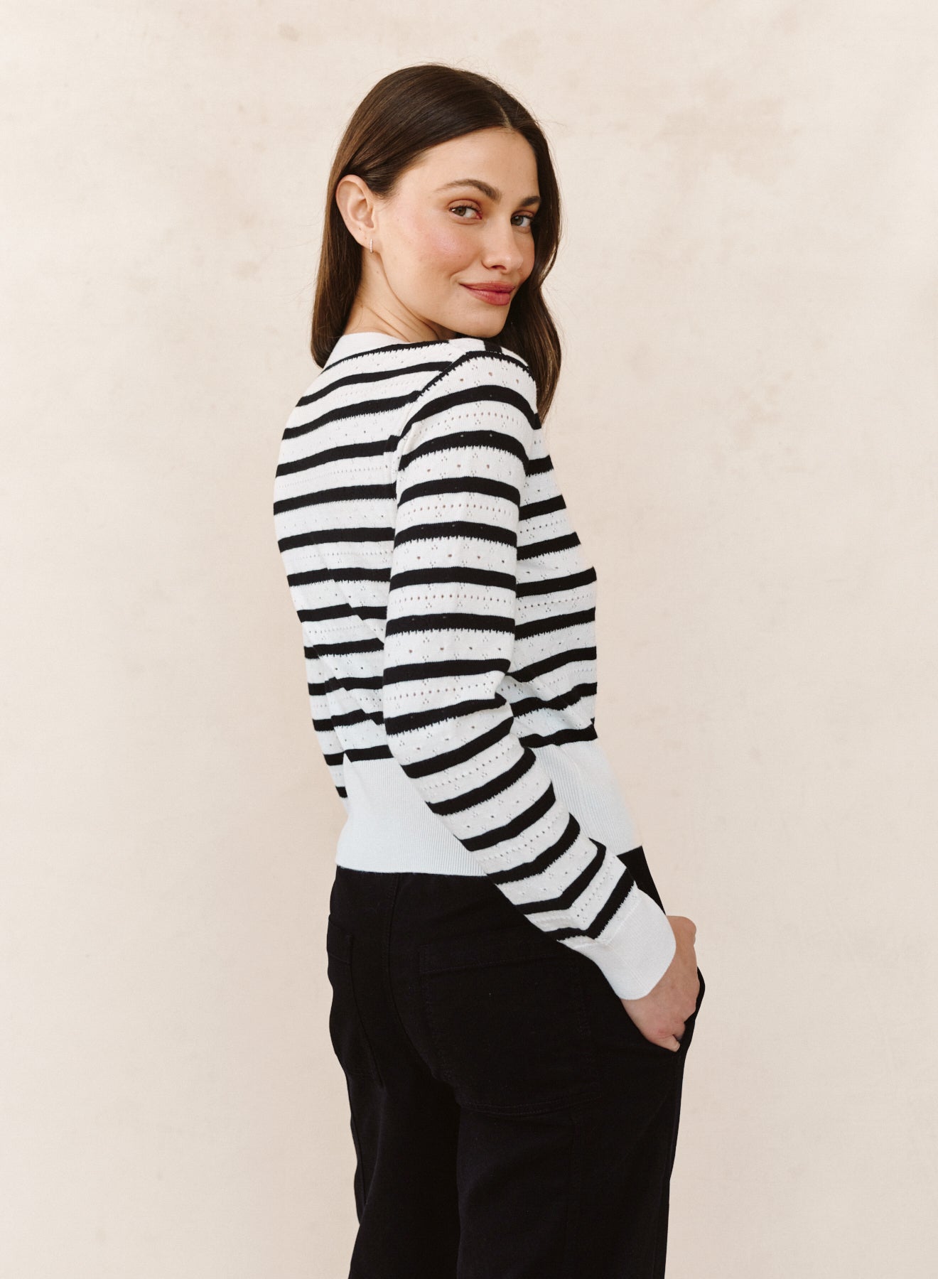 B2266-K84-304 - FITTED CARDIGAN