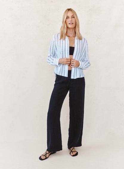B4176-K48-304 - CLEAN SPLIT BACK BUTTON DOWN SHIRT