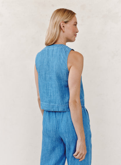 B2171-K75-611 - SLEEVELESS PLACKET PULLOVER