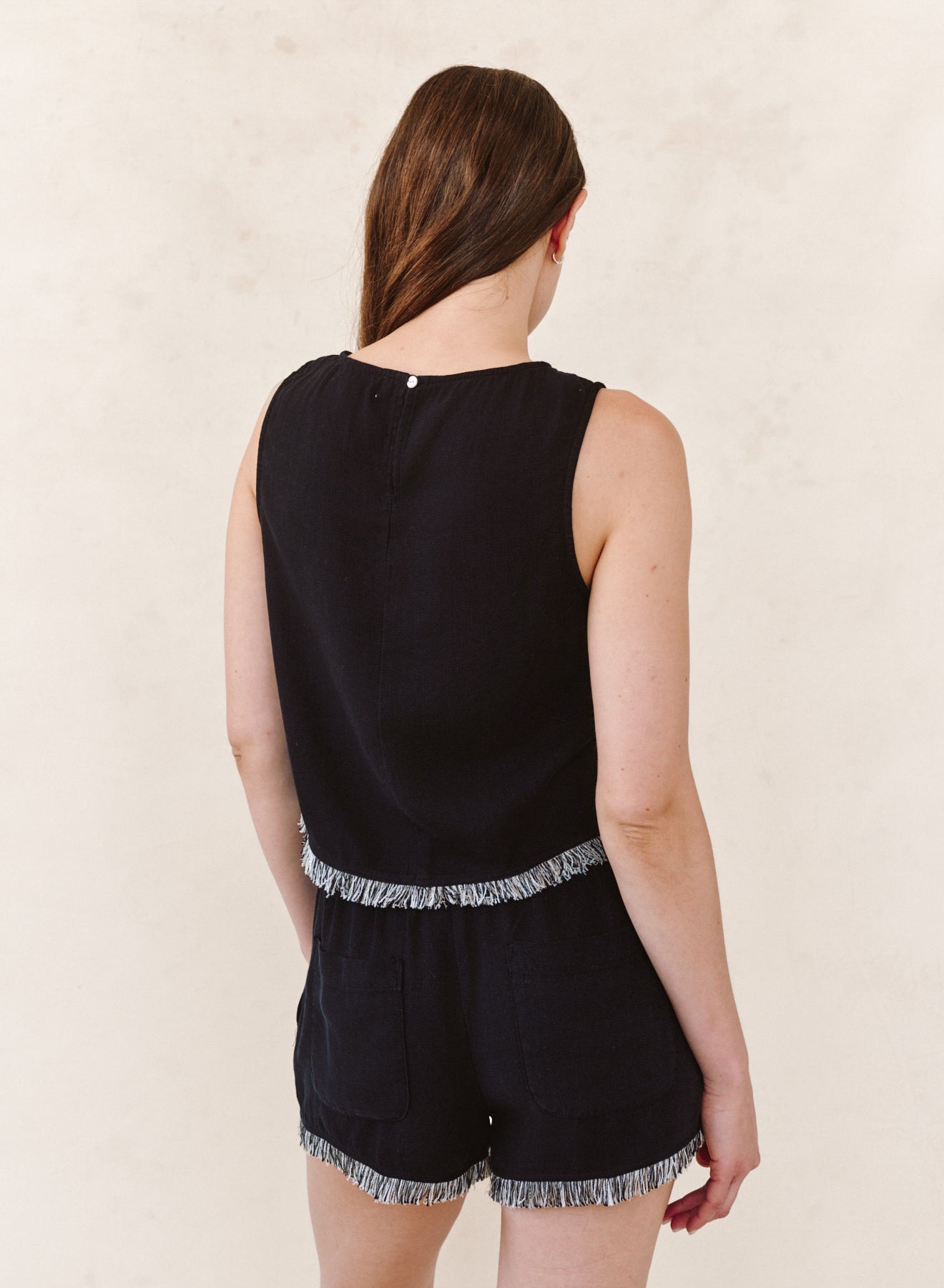 B2178-795-302 - SLEEVELESS FRAY TRIM TANK