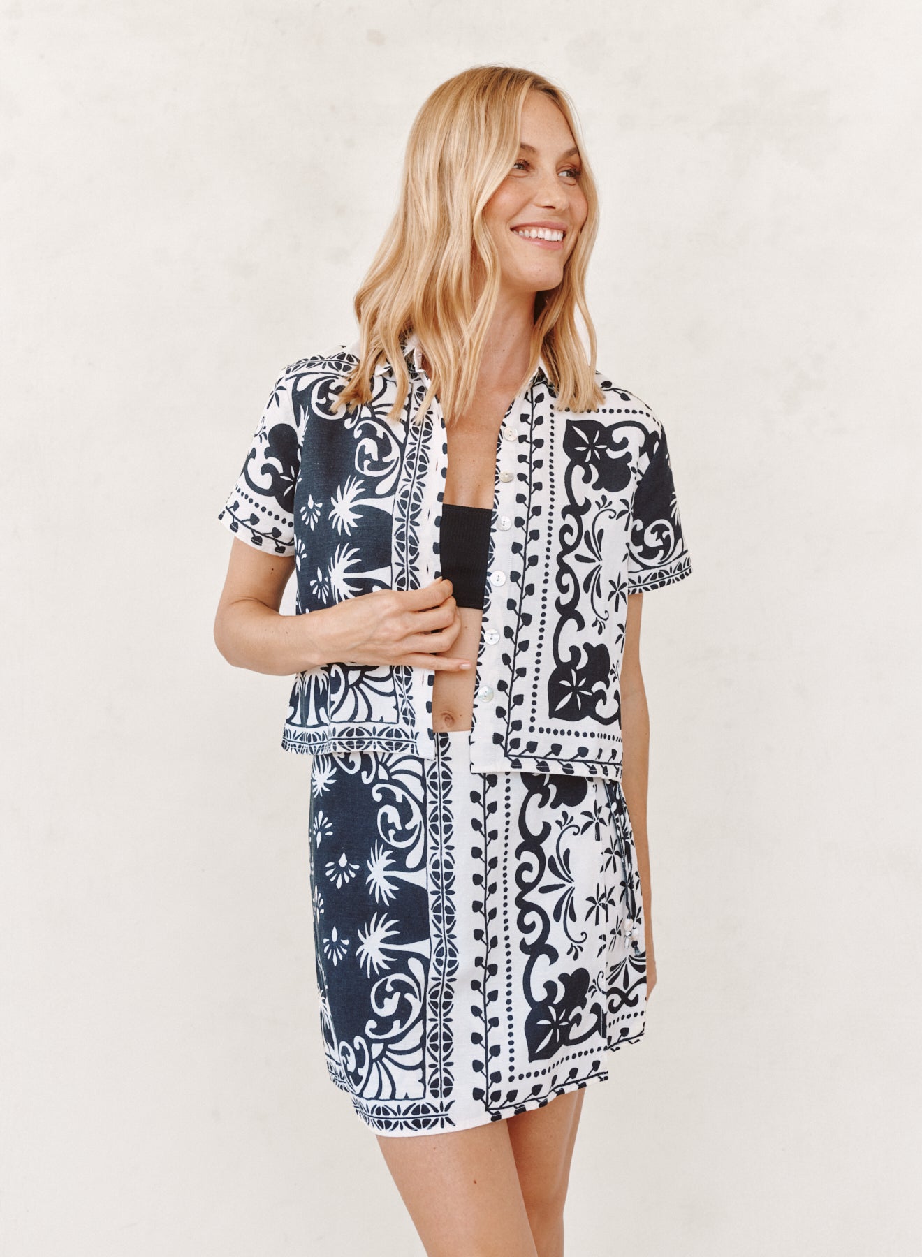 B2469-K52-304 - BANDANA SHORT SLEEVE CAMP SHIRT