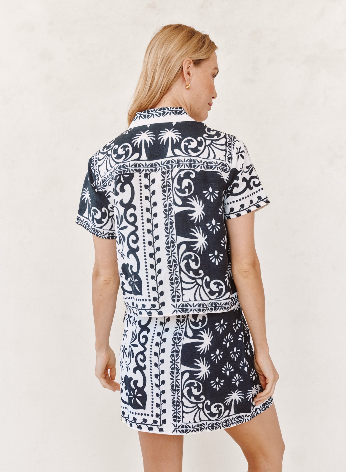 B2469-K52-304 - BANDANA SHORT SLEEVE CAMP SHIRT