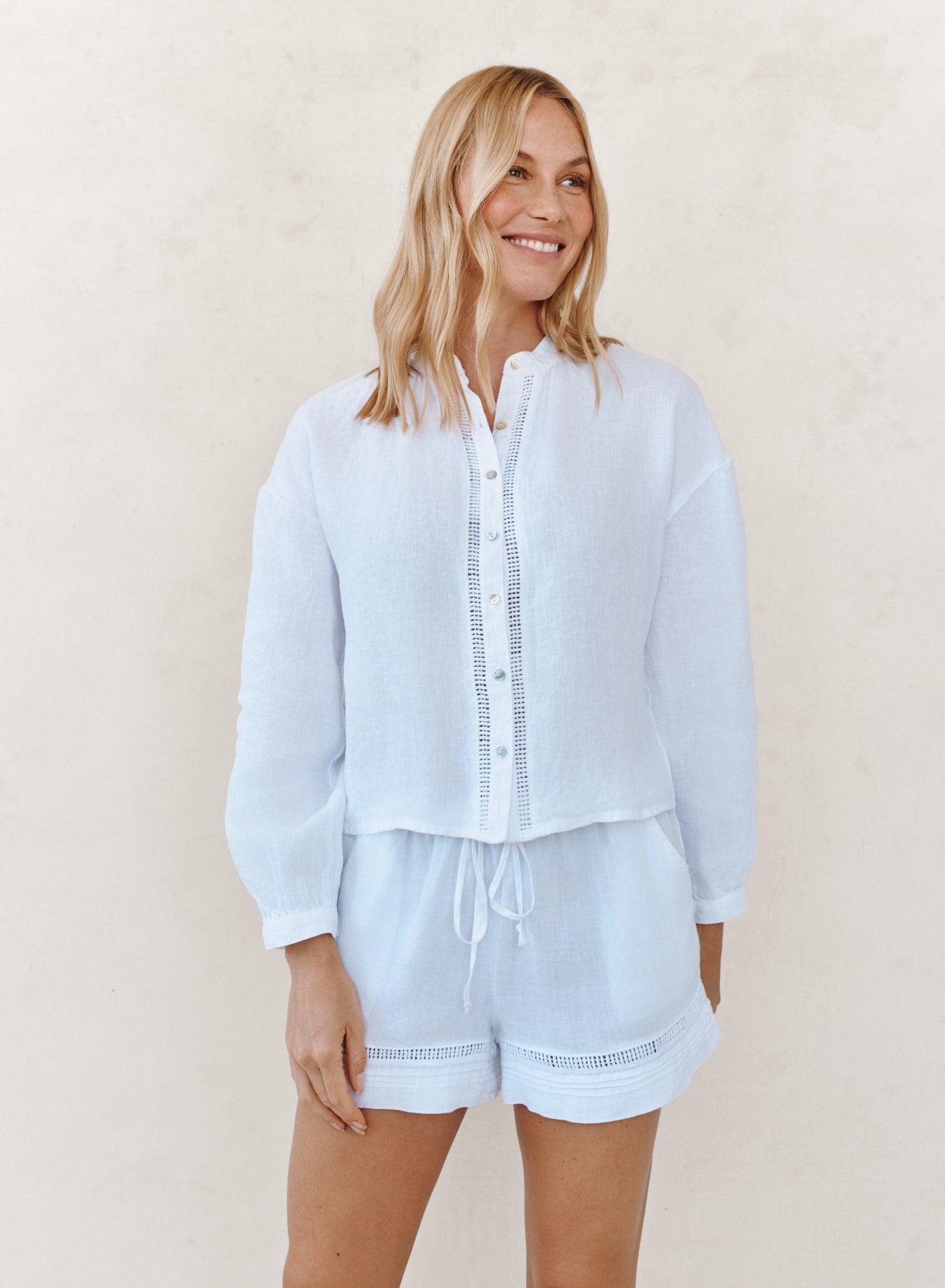 B2482-331-302 - MANDARIN COLLAR TRIMMED BUTTON DOWN