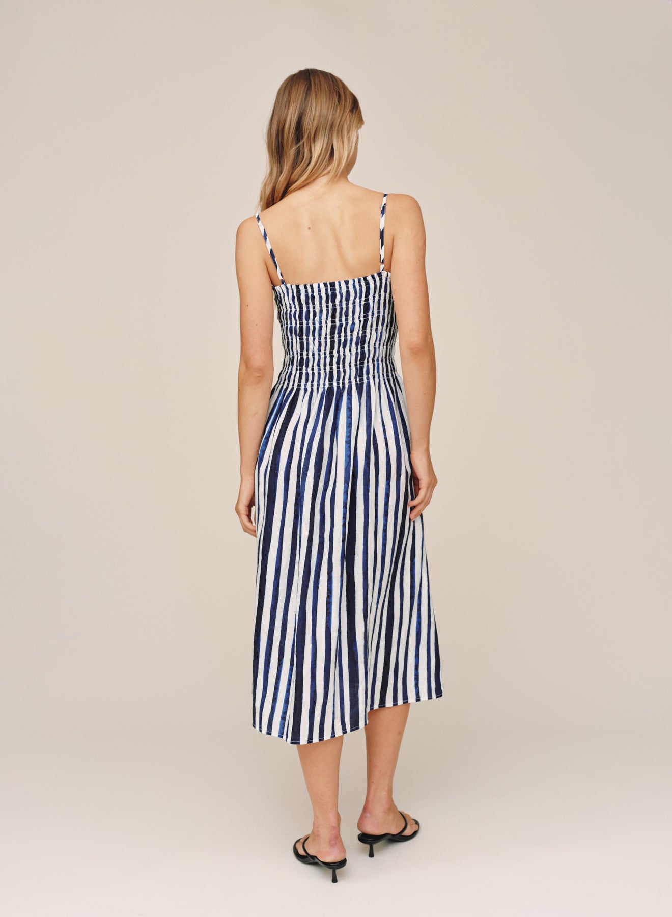 B6766-K97-304 - SMOCKED MIDI DRESS
