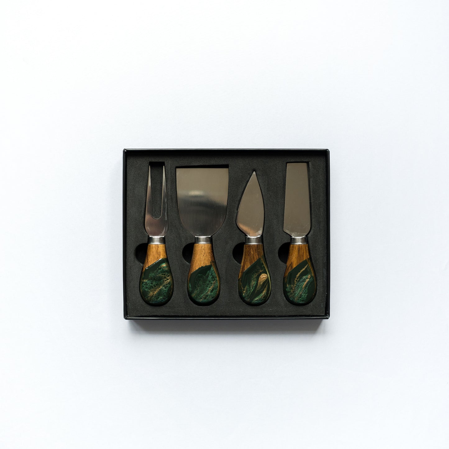 Acacia Cheese Knife Set of 4