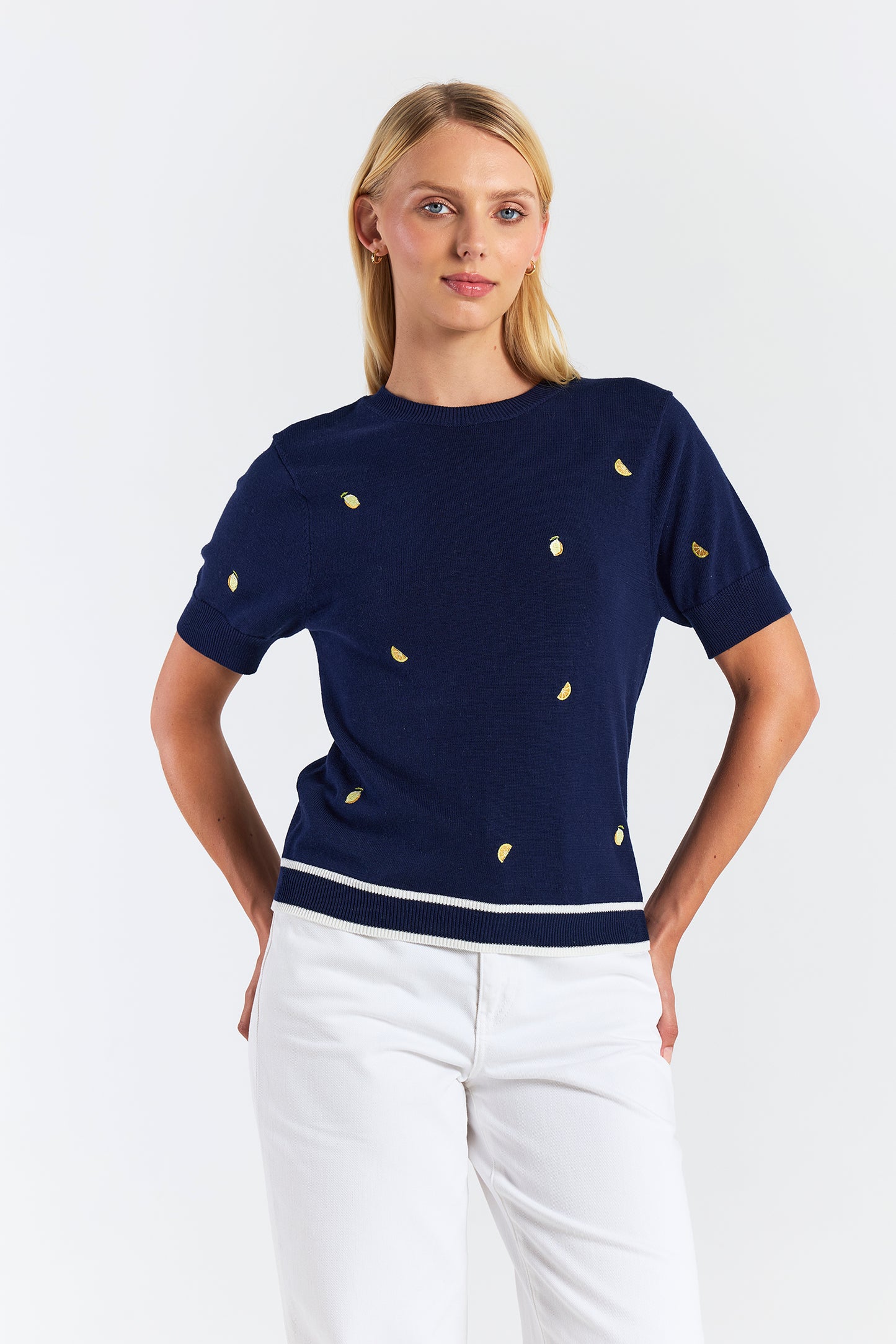 LEMON DITSY EMBROIDERY TEE
