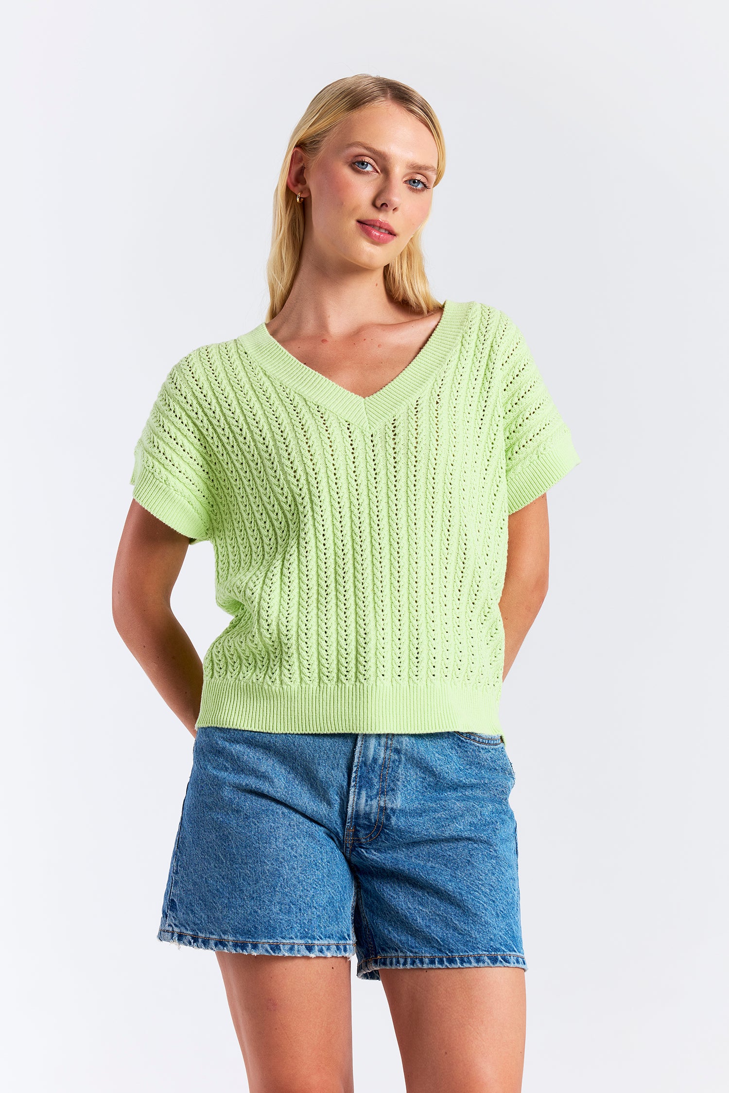 SPRING STITCH TEE